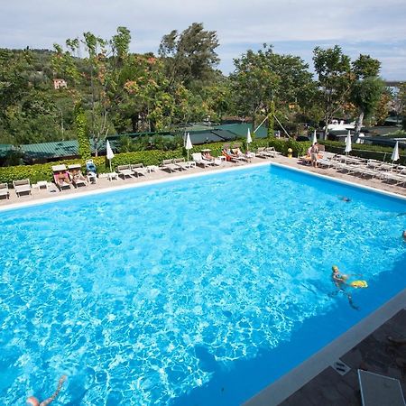 Il Frantoio Camping San Bartolomeo Al Mare Eksteriør billede