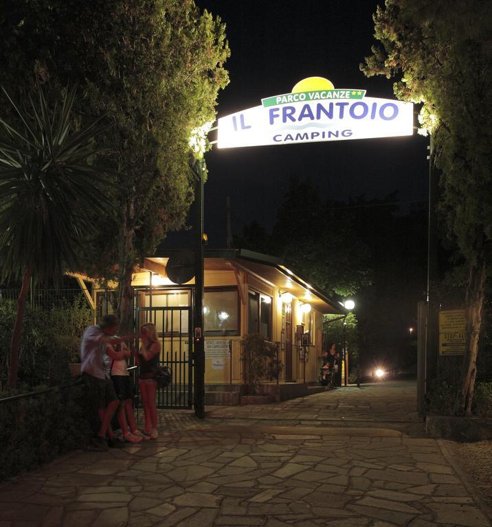 Il Frantoio Camping San Bartolomeo Al Mare Eksteriør billede